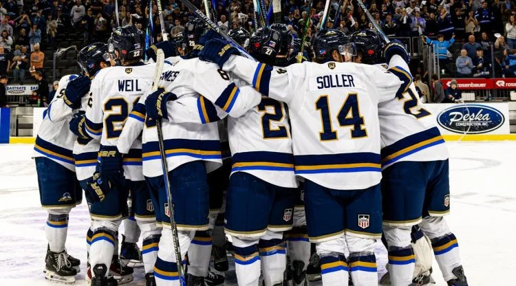 Bulānam vēl viena uzvara QMJHL finālā, USHL finālā būs latviešu duelis