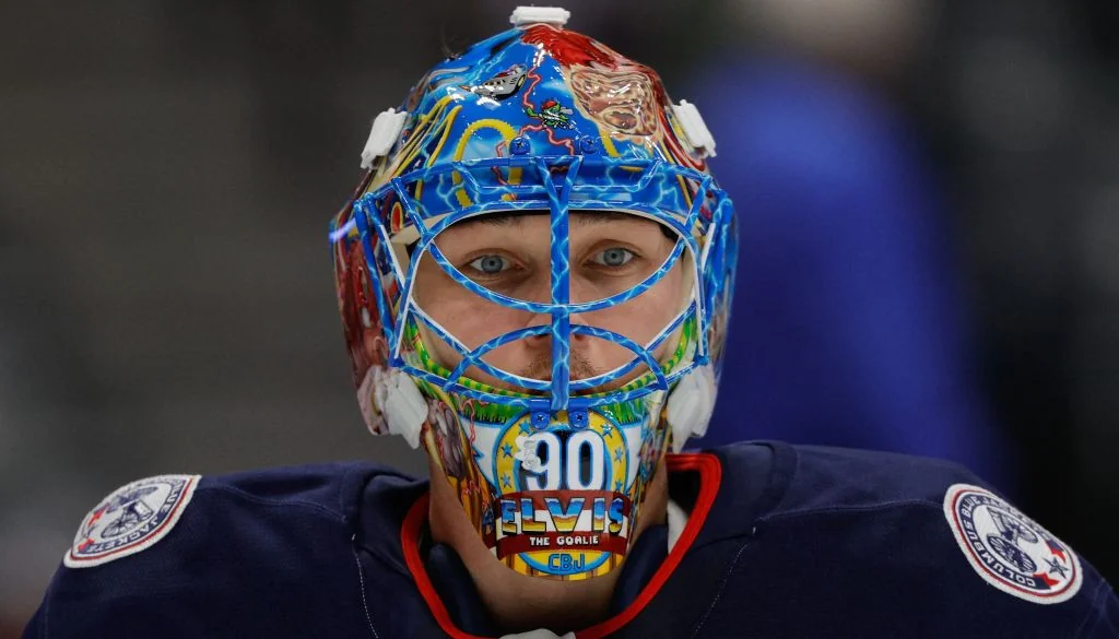 Merzļikins pirmais no olimpiskā sastāva atgriežas NHL treniņos