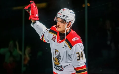Tralmaks pie iespējas netiek: Detroitas "Red Wings" aizsūta atpakaļ uz fārmklubu