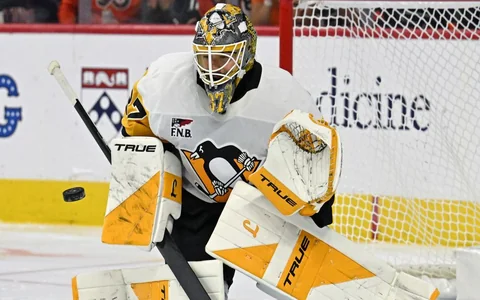 Šilovs sezonu sāk vareni, aizvadot trešo sauso spēli NHL karjerā