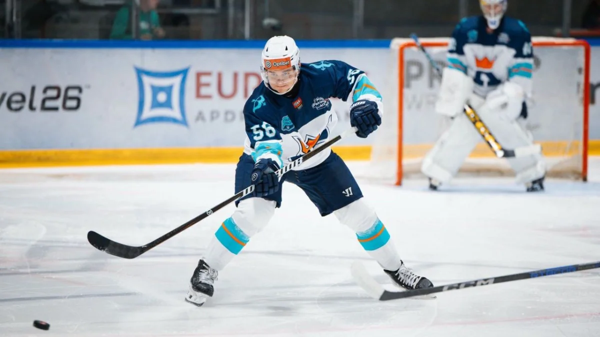 Pieci vārti pirmajā periodā, Sarkanim "hat-trick" – "Capitals" sabradā "Hockey Punks"