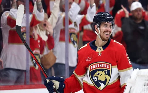 "Panthers" lazareti papildina arī Rodrigess