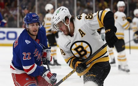 Pastrņākam punkti 11. spēlē pēc kārtas, ''Maple Leafs'' vārtu vīram 40 atvairījumi