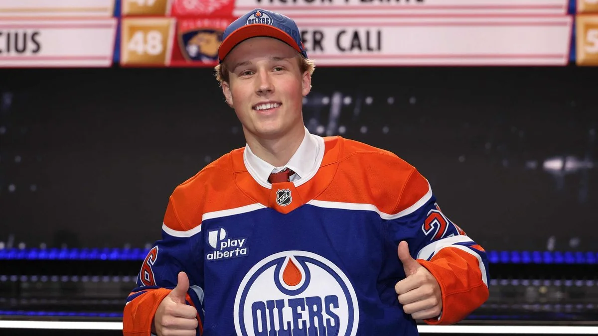 Edmontonas "Oilers" talants Bērzkalns pārstāvēs Latvijas junioru izlasi LHF Prezidenta kausā