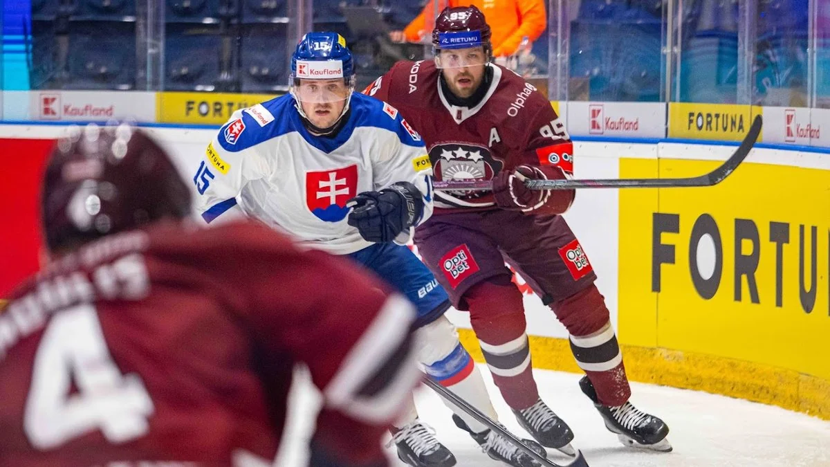 Latvijas hokeja izlase aizvadīs vēl vienu pārbaudi Slovākijā