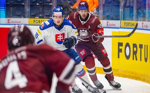 Latvijas hokeja izlase aizvadīs vēl vienu pārbaudi Slovākijā